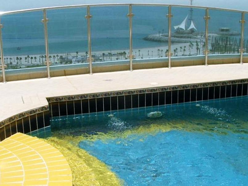 كورنيش للأجنحة الفندقية Salmiya المظهر الخارجي الصورة