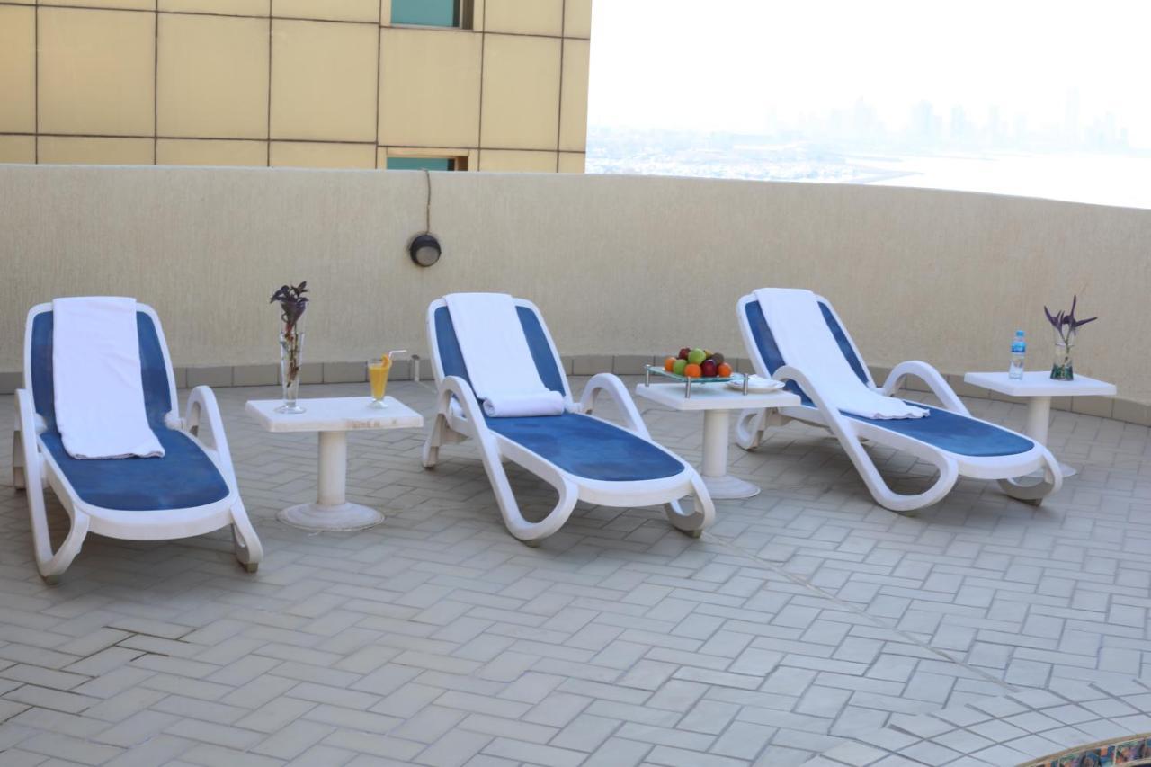 كورنيش للأجنحة الفندقية Salmiya المظهر الخارجي الصورة